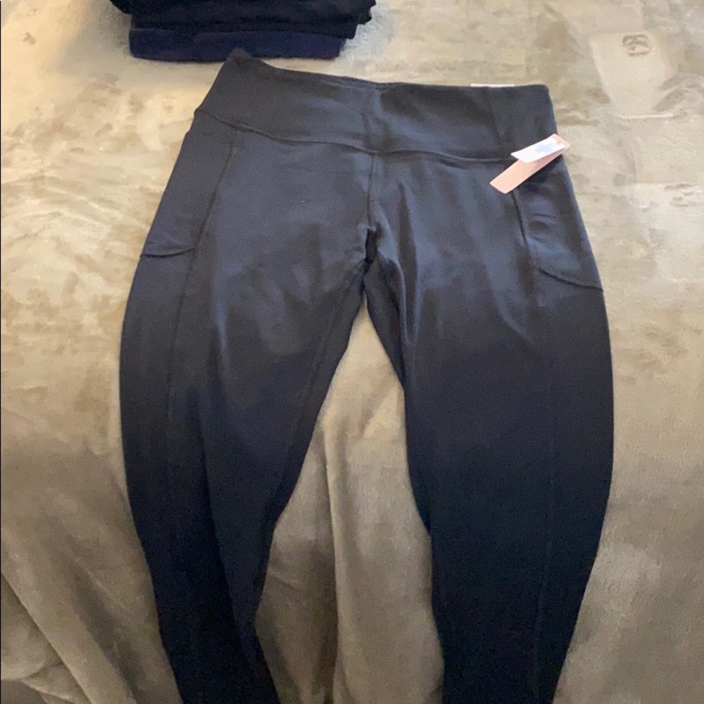 Victoria’s Secret leggings